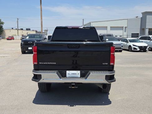 Used 2024 Chevrolet Silverado 2500 LTZ AWD/4WD image 7