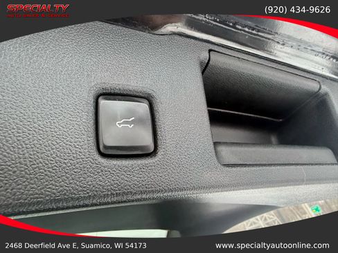 Used 2021 Ford Escape Titanium image 24
