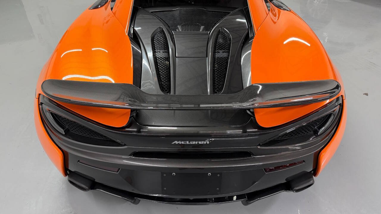 Used 2017 McLaren 570S Coupe RWD image 11