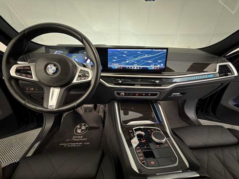 Used 2025 BMW X6 xDrive40i AWD/4WD image 16