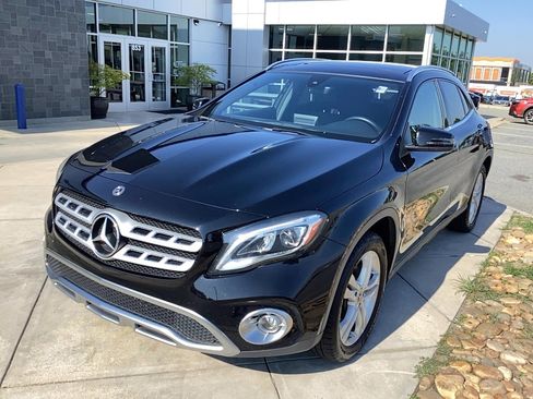 Used 2020 Mercedes-Benz GLA 250 4MATIC image 2