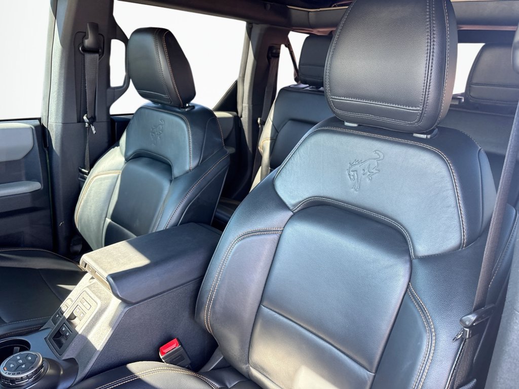 Used 2023 Ford Bronco Badlands w/ Sasquatch Package AWD/4WD image 29