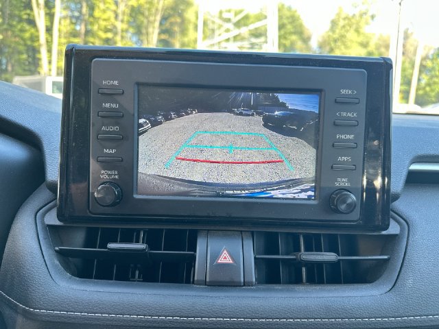 Used 2019 Toyota RAV4 LE AWD/4WD image 24