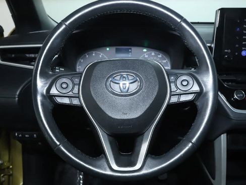 Used 2023 Toyota Corolla Cross SE image 22