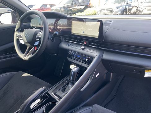 New 2025 Hyundai Elantra N image 12