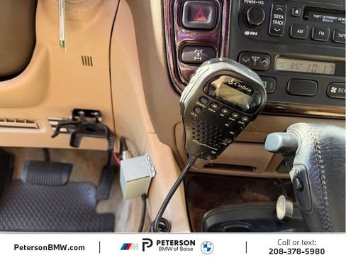 Used 2002 Toyota Land Cruiser AWD/4WD image 25
