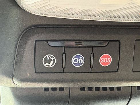 Used 2023 Chevrolet Colorado LT w/ LT Convenience Package II AWD/4WD image 23