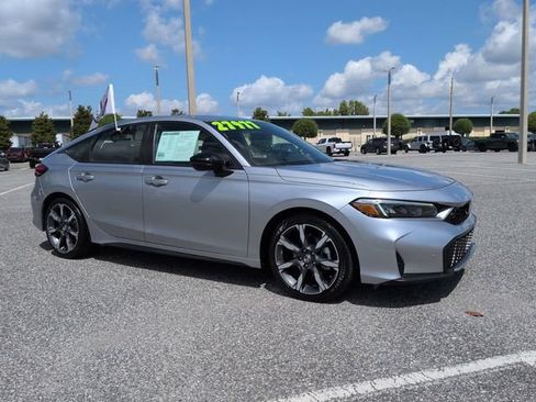 Used 2025 Honda Civic Sport Touring image 2