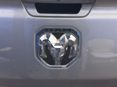 Used 2022 RAM 1500 Big Horn AWD/4WD image 19