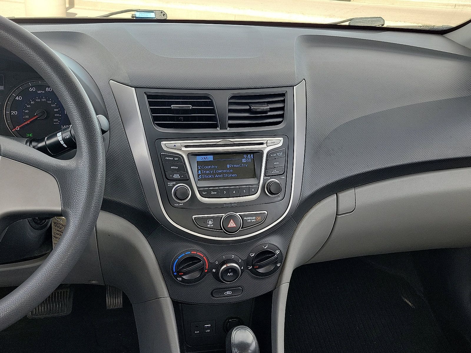Used 2017 Hyundai Accent SE FWD image 13