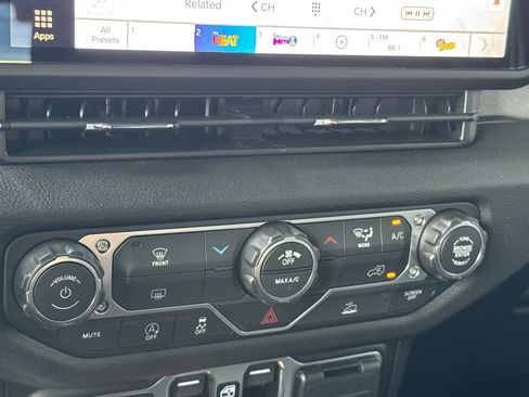 New 2026 Jeep Wrangler Unlimited Sport image 19