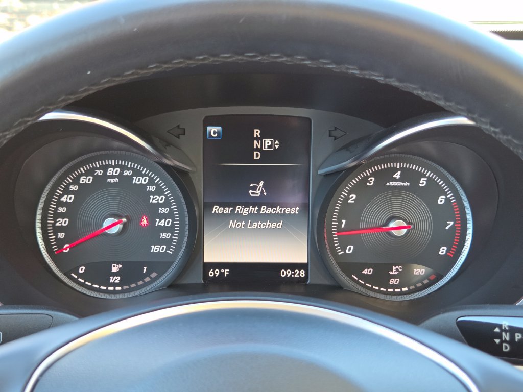 Used 2015 Mercedes-Benz C 300 4MATIC Sedan image 33