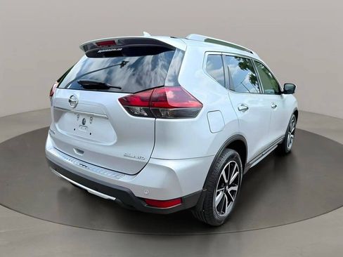 Used 2019 Nissan Rogue SL w/ Premium Package AWD/4WD image 8