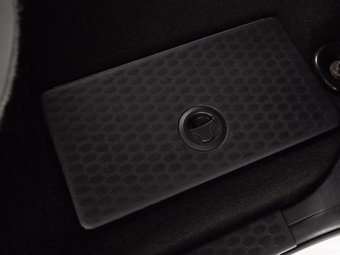 Used 2017 RAM 1500 Classic SLT w/ SLT Plus D￩cor Group image 25