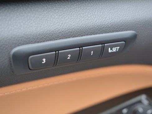 Used 2024 Lexus NX 250 FWD image 8