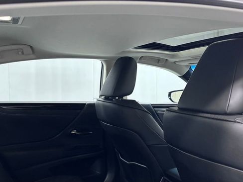 Used 2021 Lexus ES 250 w/ Premium Package image 25