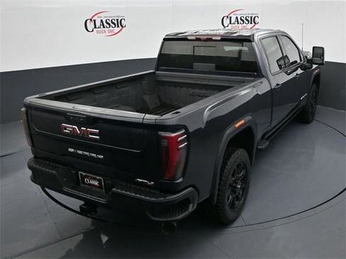 Used 2024 GMC Sierra 2500 AT4 w/ AT4 Premium Plus Package image 21