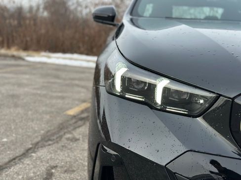 New 2026 BMW 530i xDrive w/ M Sport Package image 9