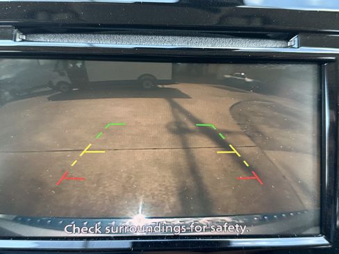 Used 2020 Nissan Rogue SV FWD image 36