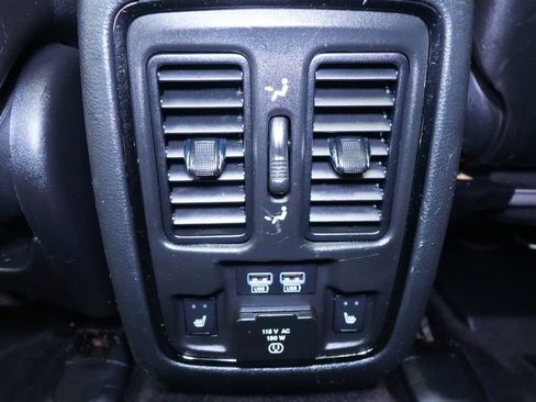 Used 2018 Jeep Grand Cherokee High Altitude image 25