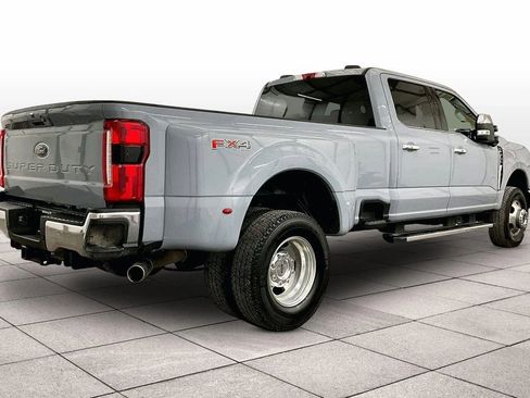 Used 2025 Ford F350 Lariat w/ Chrome Package image 11