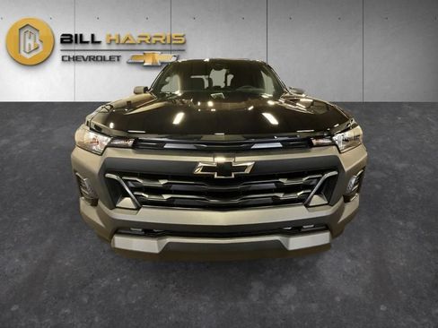 New 2026 Chevrolet Colorado W/T w/ WT Custom Package AWD/4WD image 10