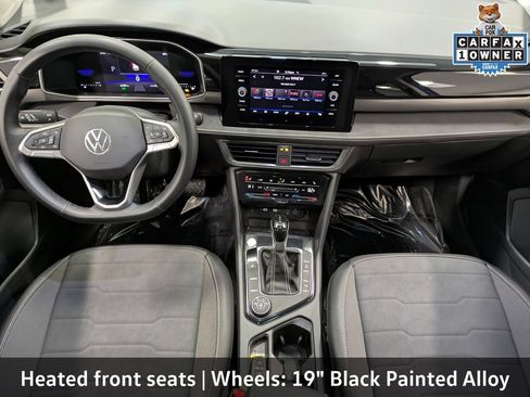 Used 2025 Volkswagen Taos SE AWD/4WD image 29