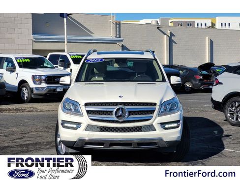 Used 2015 Mercedes-Benz GL 450 GL 450 4MATIC image 3