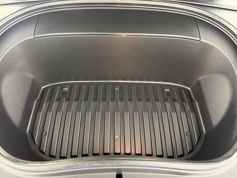 Used 2024 Tesla Model 3 Standard Range RWD image 32