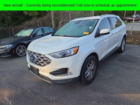 Used 2022 Ford Edge SEL w/ Convenience Package AWD/4WD image 3