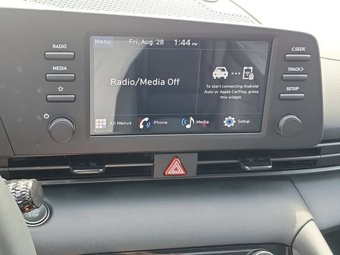 New 2026 Hyundai Elantra SEL Sport FWD image 11
