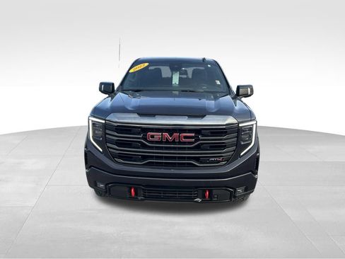 Used 2022 GMC Sierra 1500 AT4 AWD/4WD image 10