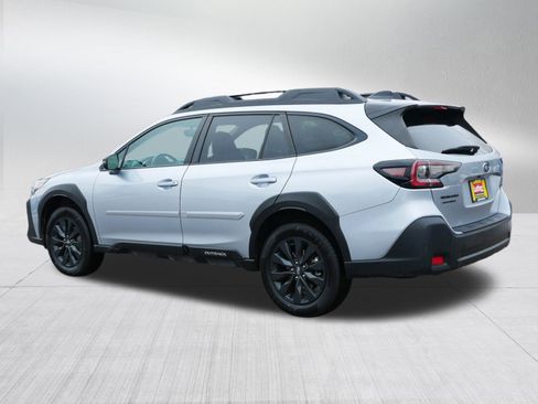 Used 2024 Subaru Outback Onyx Edition image 5