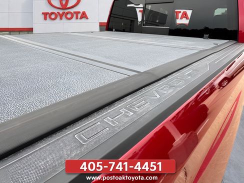 Used 2022 Chevrolet Silverado 1500 RST w/ Convenience Package II AWD/4WD image 14