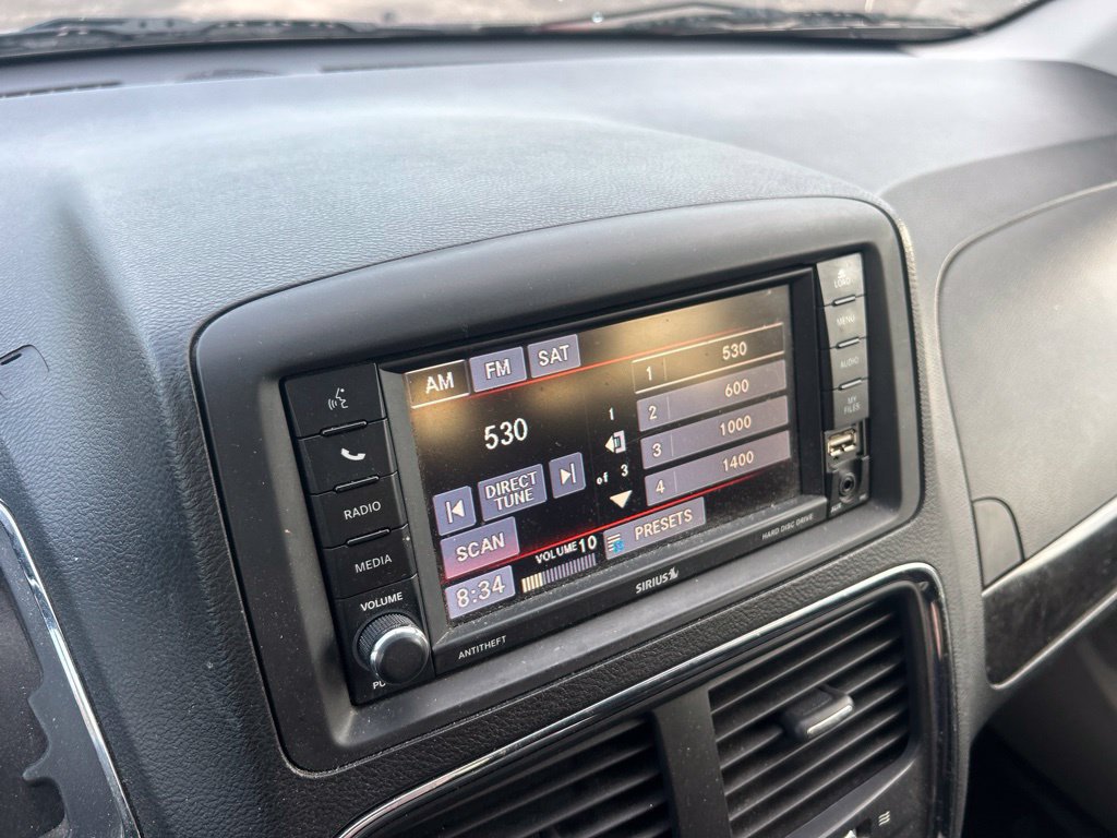 Used 2014 Dodge Grand Caravan SXT w/ Security Group FWD image 15