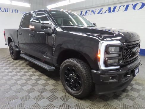 Used 2025 Ford F250 Lariat w/ Lariat Ultimate Package image 3