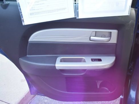 Used 2010 Chrysler Sebring Touring FWD image 23