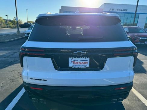 New 2026 Chevrolet Traverse LT w/ Midnight/Sport Edition image 4