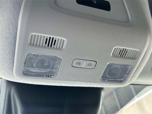 New 2025 Ford Transit 250 148 Medium Roof image 33