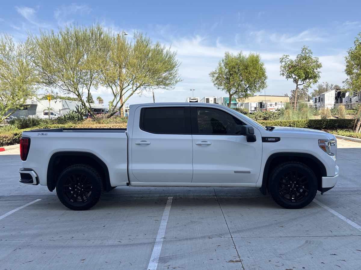 Used 2020 GMC Sierra 1500 Elevation w/ Elevation Value Package AWD/4WD image 2