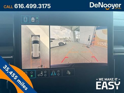 Used 2025 GMC Yukon Denali AWD/4WD image 25