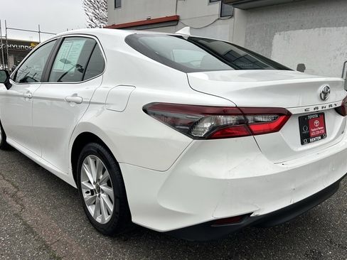 Certified 2021 Toyota Camry LE image 7
