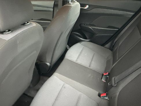 Used 2022 Hyundai Accent SE image 12