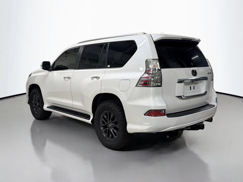 Used 2022 Lexus GX 460 Premium w/ Premium Package AWD/4WD image 3