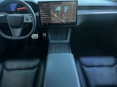 Used 2024 Tesla Model S image 4