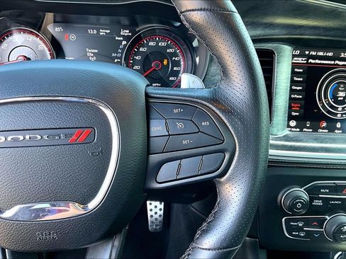 Used 2022 Dodge Charger Scat Pack w/ Daytona Edition Group RWD image 17