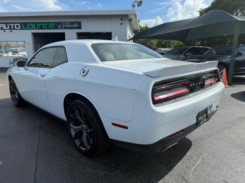Used 2019 Dodge Challenger SXT w/ Plus Package image 4