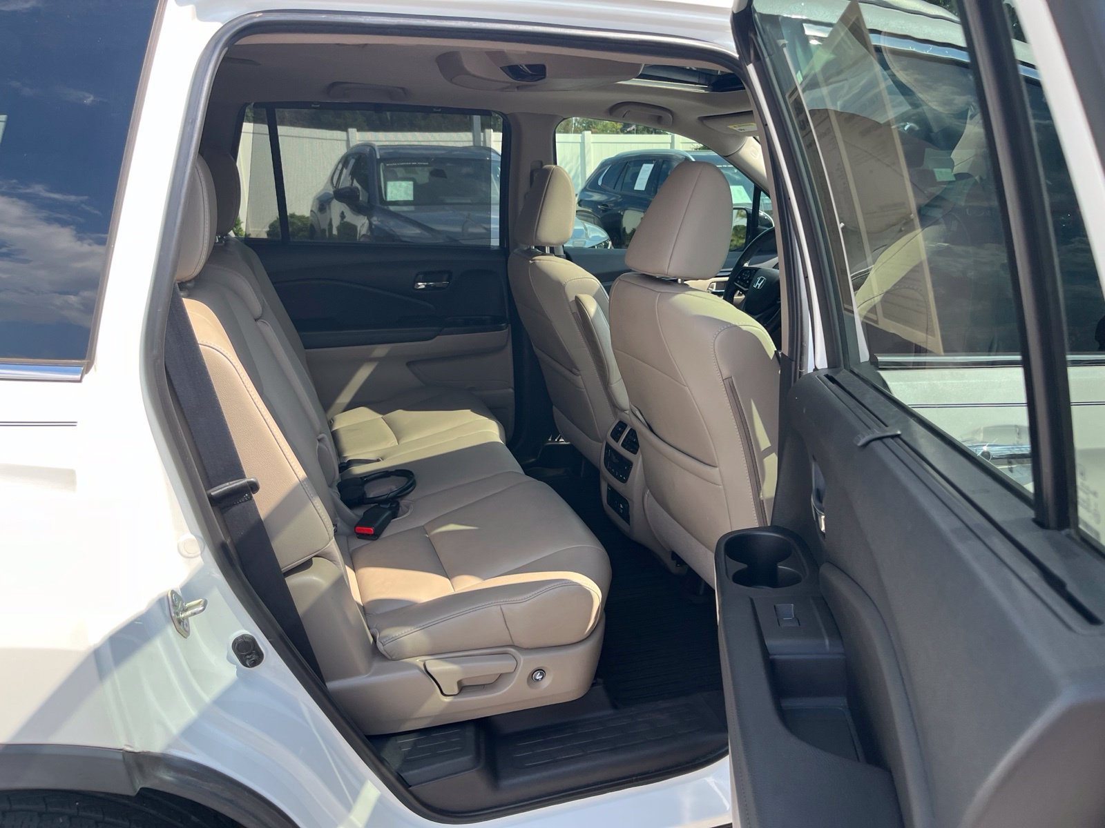 Used 2020 Honda Pilot Touring image 33
