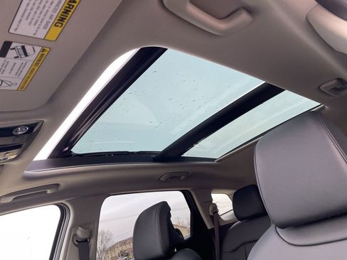 New 2026 Kia Sportage EX image 10