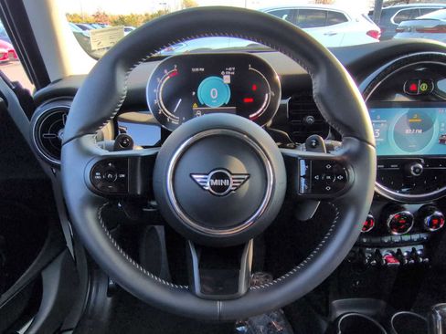 Certified 2023 MINI Cooper S w/ Signature Upholstery Package image 23